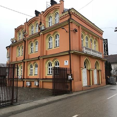 Brčko Motel Vila Bakarni מראה חיצוני תמונה